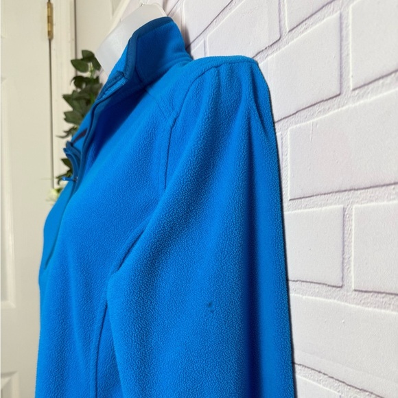 Lands' End Women's Blue Quarter Zip Fleece Pullover
Size M - Picture 8 of 10